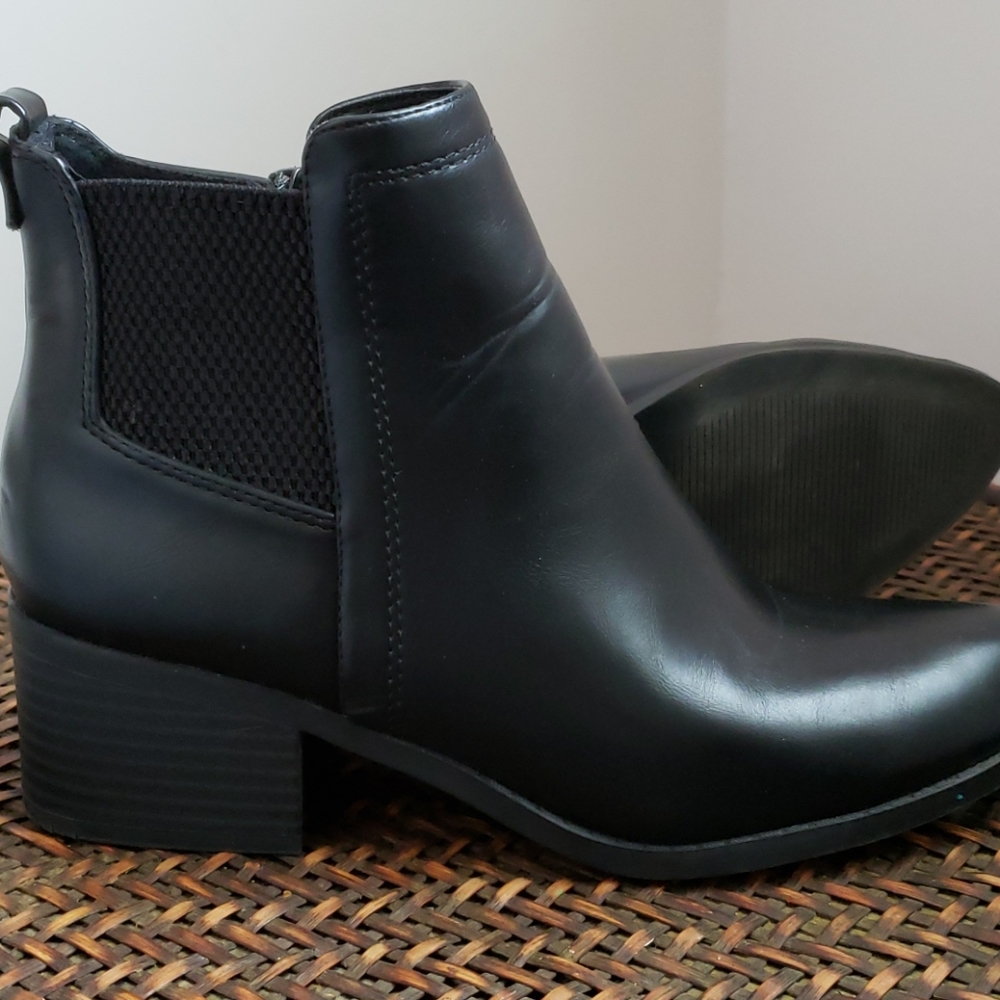 Great Ankle Boots!